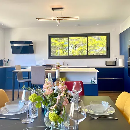 Rosemonde With Swimming Pool Willa