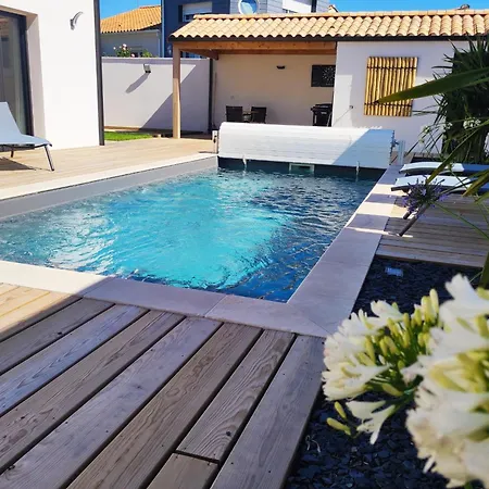 Villa Rosemonde Beach 700M Heated Pool Boules Pitch Garden Sleeps 8 Brétignolles-sur-Mer
